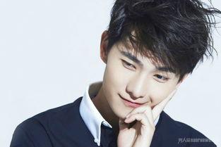 帅气杨洋图片,魅力四溢的帅气偶像